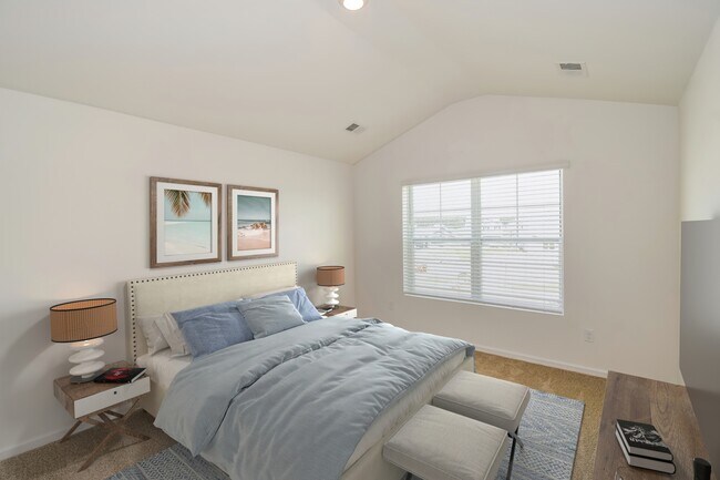 Foto del edificio - 15 Striker Rd