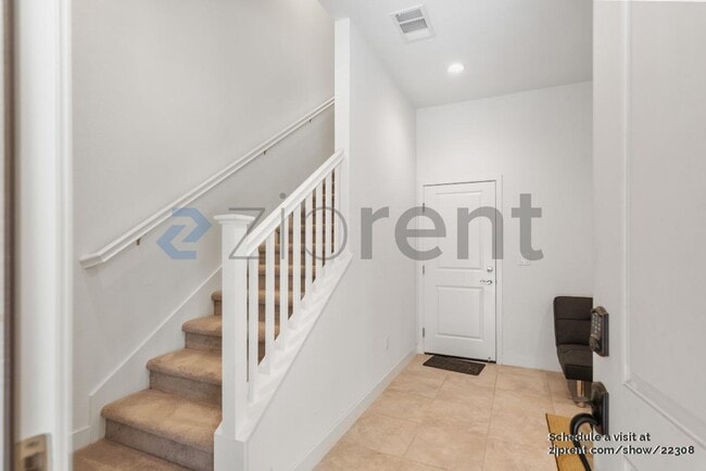 Building Photo - 380 Hansen Ter