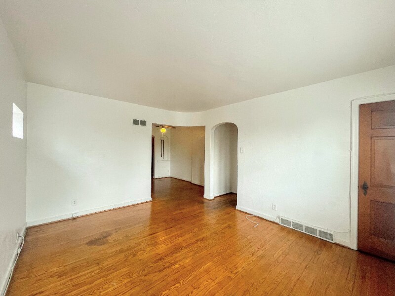 Foto principal - 6231-6233 Eichelberger St