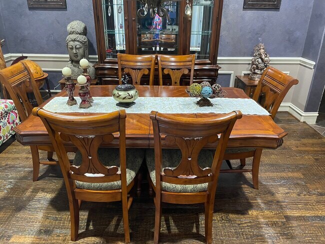 Foto del edificio - 9312 Warm Springs Cir