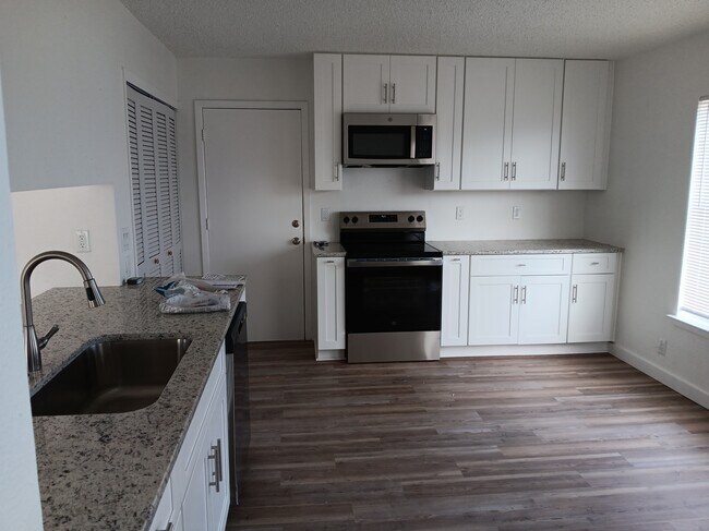 Building Photo - 4147 Alaskian Sunrise