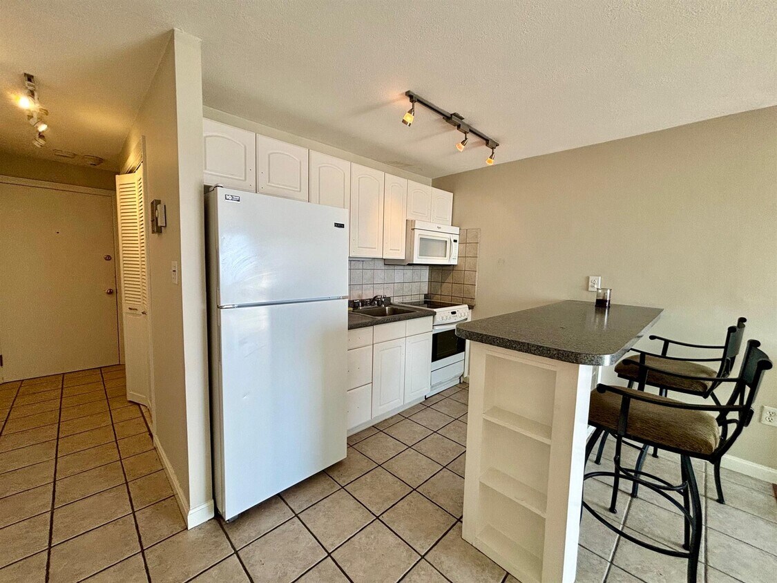 Foto principal - 363 Revere Beach Blvd