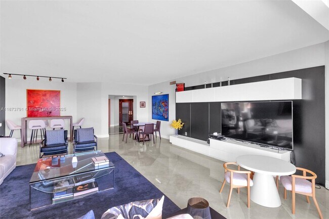 Foto del edificio - 21050 Point Pl