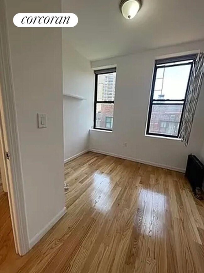 Foto del edificio - 230 E 27th St
