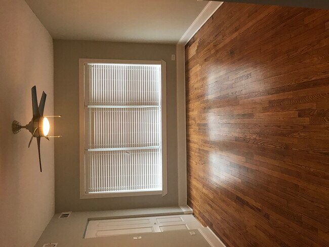 Foto del edificio - 4621 N Ashland Ave
