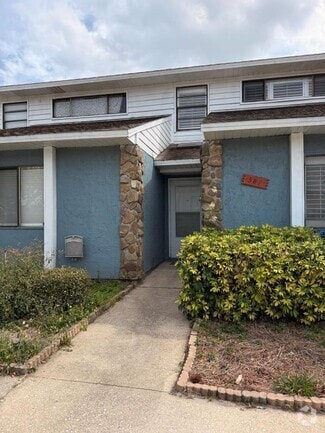 Building Photo - 387 Knox McRae Dr