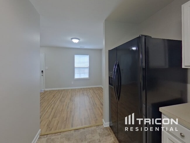 Building Photo - 113 Camforth Dr