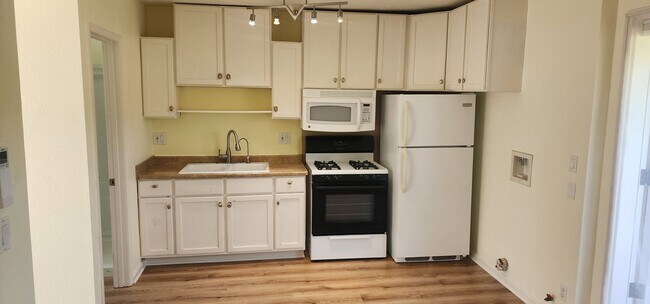 Building Photo - Newly Built Attached ADU - You will be the...