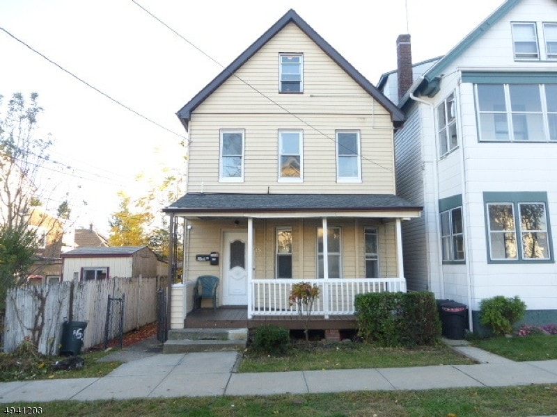 Primary Photo - 57 Ridge Ave