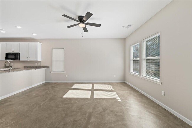 Building Photo - 3312 Tutwiler Ave