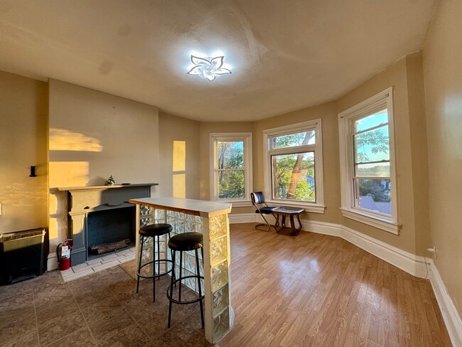 Living area - 1749 Crafton Blvd