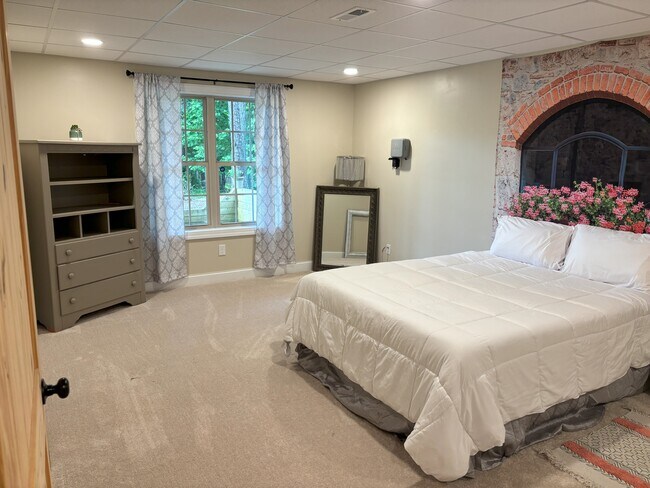 Foto del edificio - 7225 Ledbetter Rd