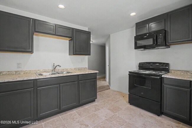 Foto del edificio - 9424 Daisy Vestry Rd