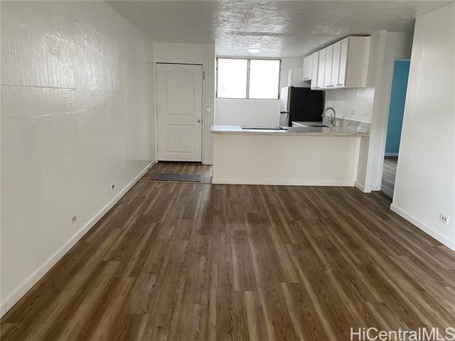 Building Photo - 98-731-731 Moanalua Loop