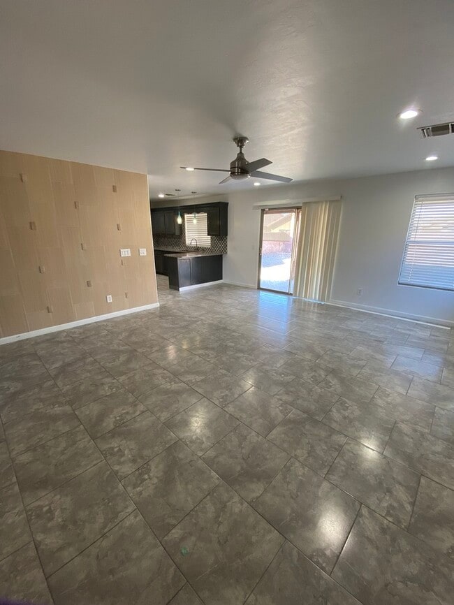 Foto del edificio - 6878 S Cottontail Run Ave
