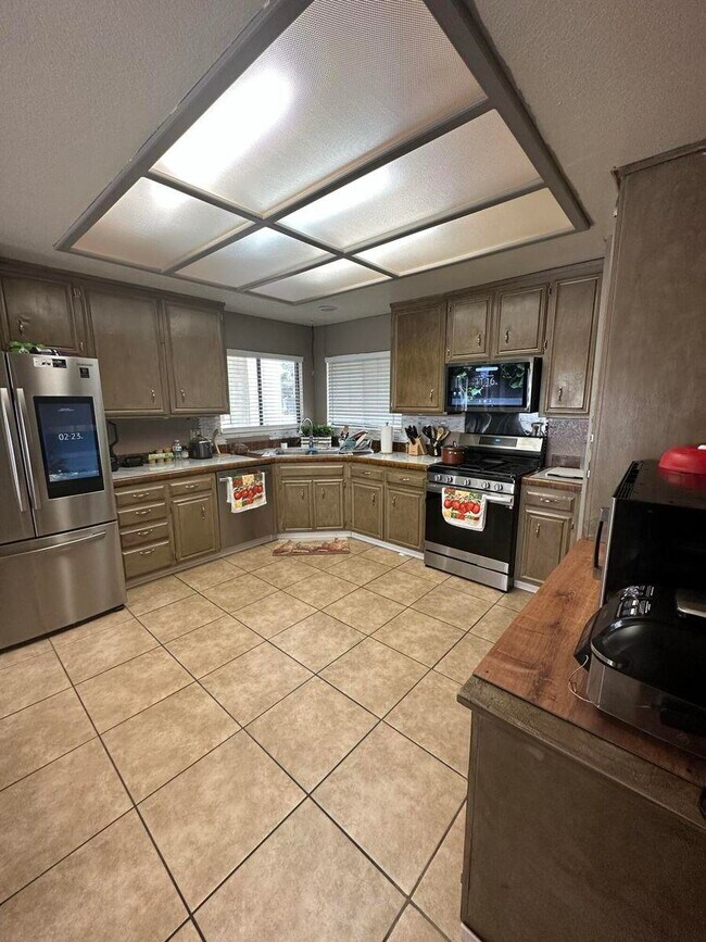 21300-conklin-blvd-california-city-ca-93505-house-rental-in