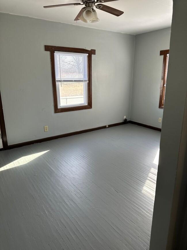 Foto del edificio - 916 Evergreen Ave