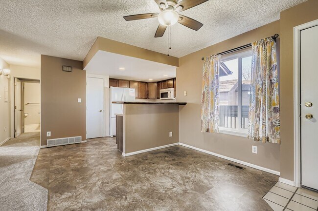 Building Photo - 3364 Capstan Way