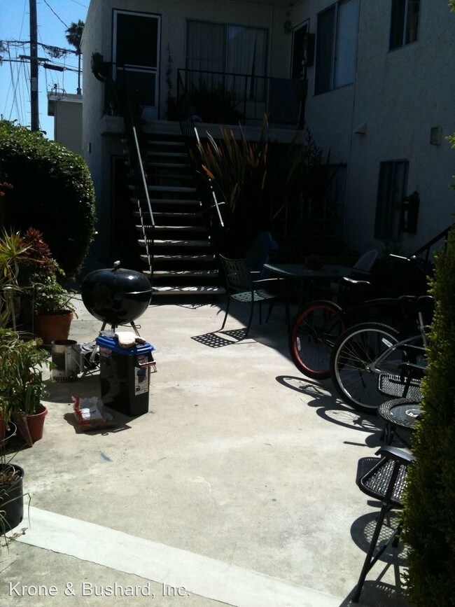 Foto del edificio - 5035 Brighton Ave