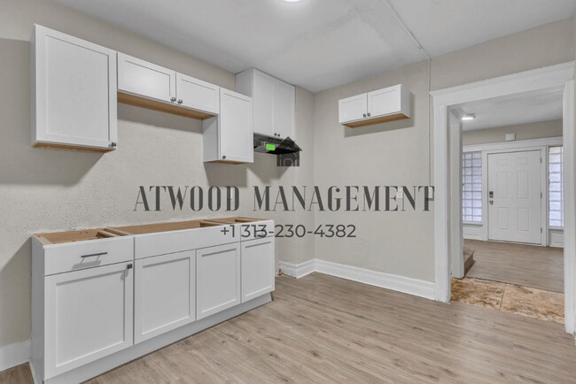 Foto del edificio - This beautifully updated 3-bedroom, 1-bath single-family home is ready for move-in!