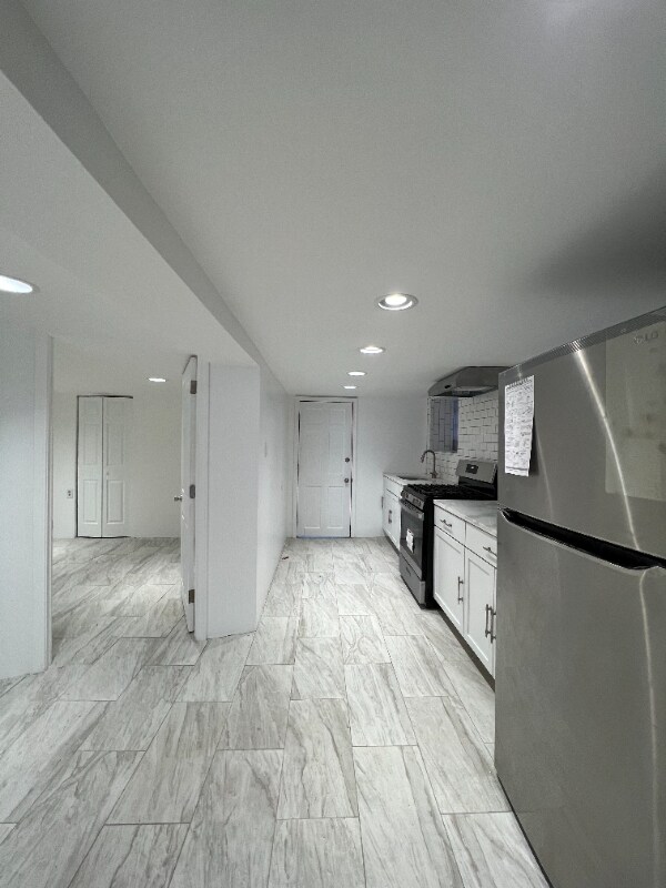 8140 S Vernon Ave Unit BSMT, Chicago, IL 60619 Room for Rent in