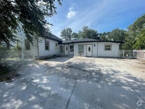 Building Photo - 1339 13th St W