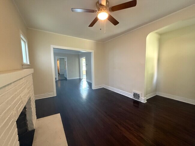 Foto del edificio - 525 N Taylor Ave