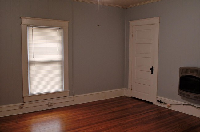 Foto del edificio - 600 Radford Pl