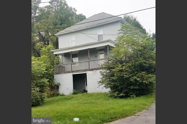 Building Photo - 201 Welsh Hill Rd SW