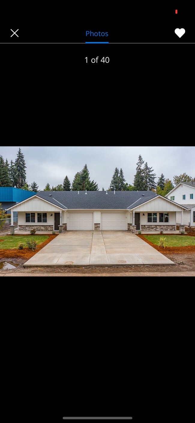 Building Photo - 948 Bever Dr NE