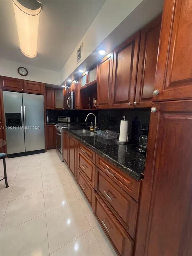 Foto del edificio - 3801 S Ocean Dr