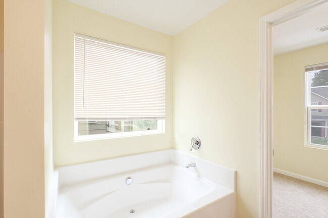 Foto del edificio - 1562 Onalee Dr