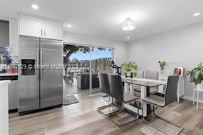 Foto del edificio - 9731 NW 37th St