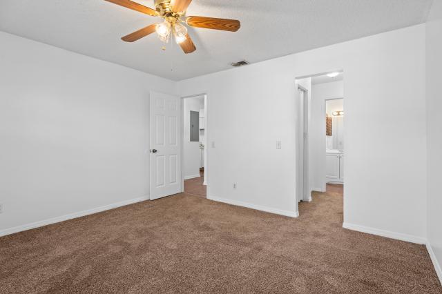 Foto del edificio - 0 bedroom in Orange Park FL 32073