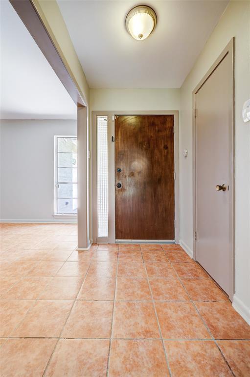 Foto del edificio - 9411 Highmeadow Dr