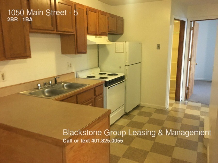 Foto principal - 1050 Main St