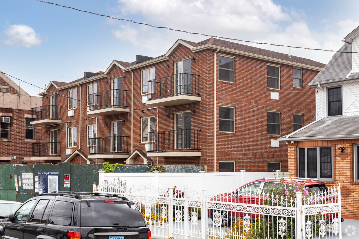 9/2021 - 196-24-196-28 91st Ave