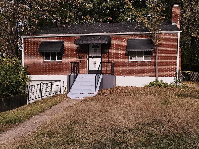 Primary Photo - 1911 Mora Ln