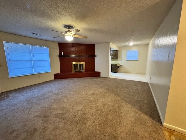 Foto del edificio - 1702 Kimbrough St