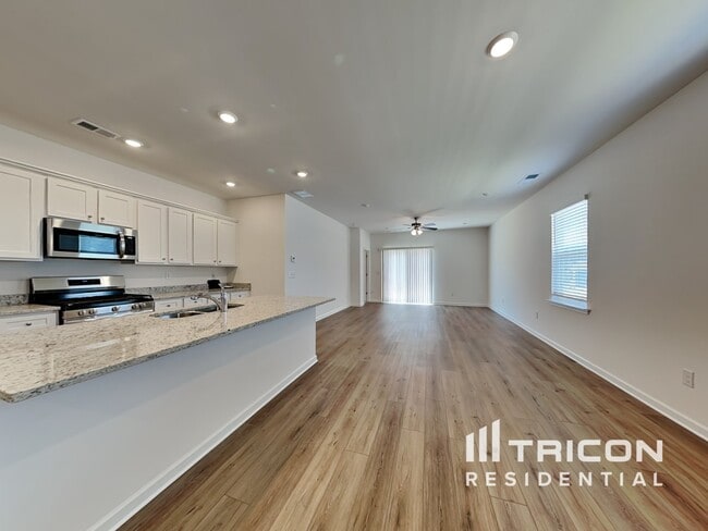 Building Photo - 1857 Holmsey Cir