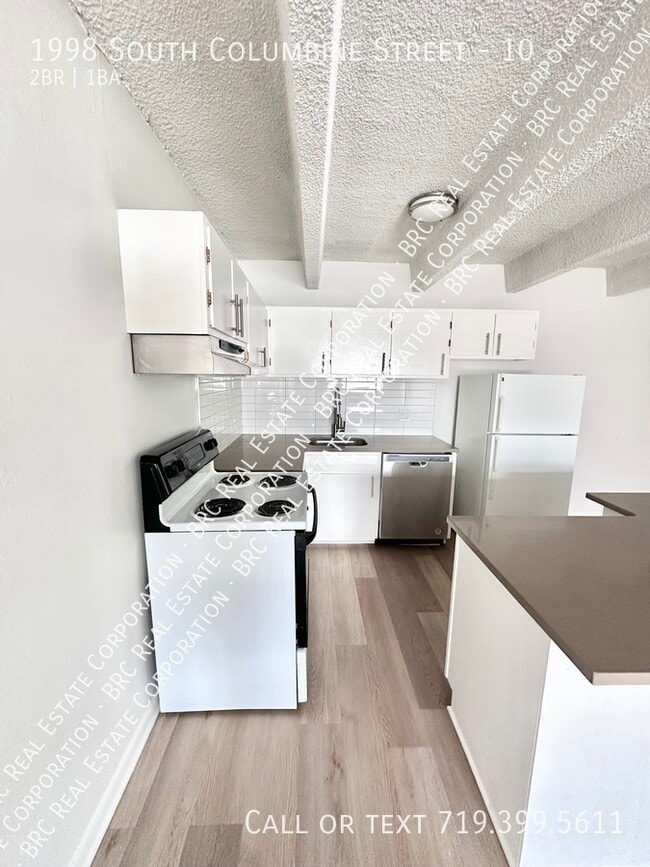 Photo - 1998 S Columbine St Apartment