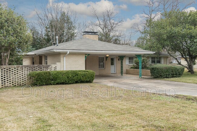 Building Photo - 3139 Old Dobbin Rd