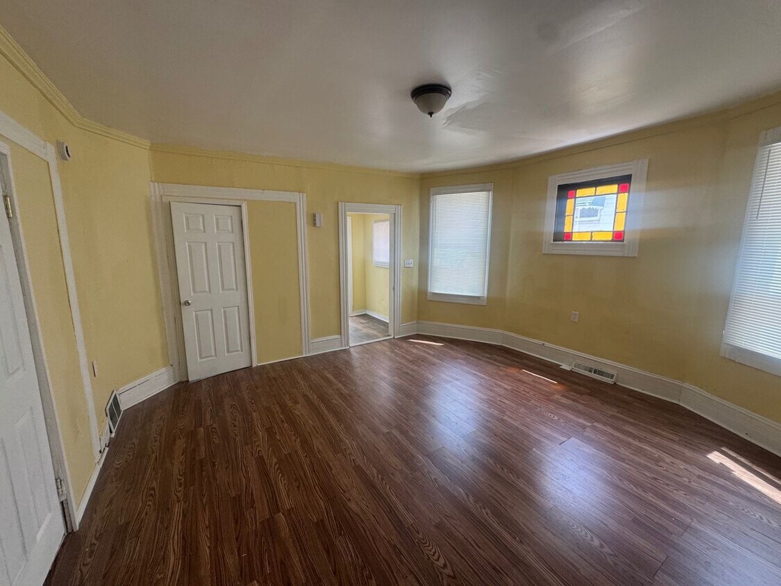 Foto principal - 3524 W 52nd St