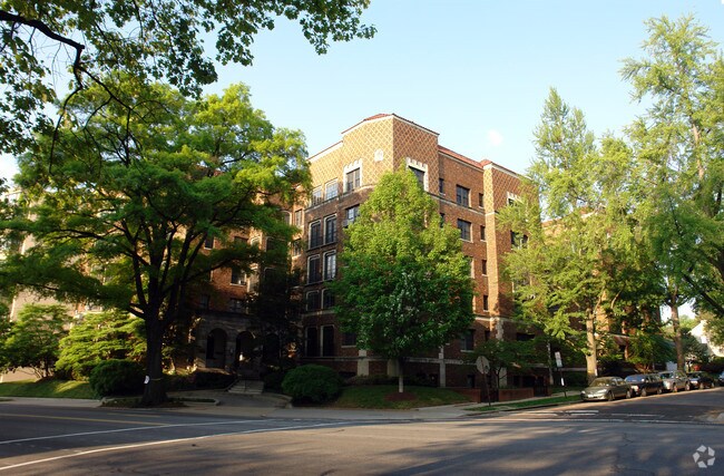 Building Photo - The Ponce De Leon Cooperative