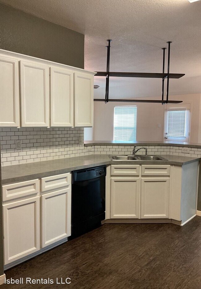 Building Photo - 4 br, 2 bath House - 6802 Black Springs Drive