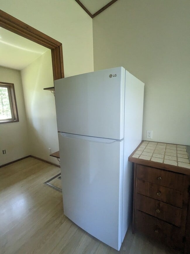Building Photo - 710 Wolf Valley Dr