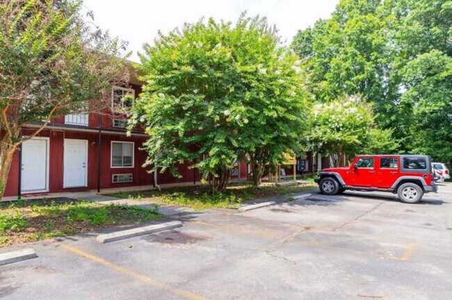 Foto del edificio - COMING SOON! Bright & Spacious 1BR/1BA with Open Concept – Your Perfect Retreat!