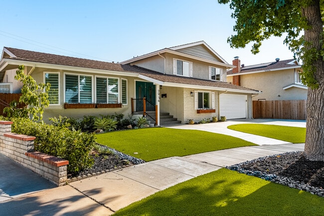 Photo - 2916 E Trenton Ave House