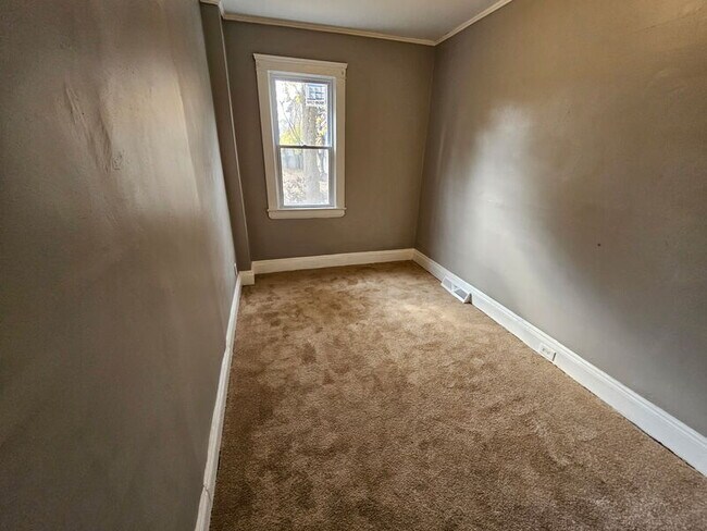 Building Photo - 1148 Norwood Rd