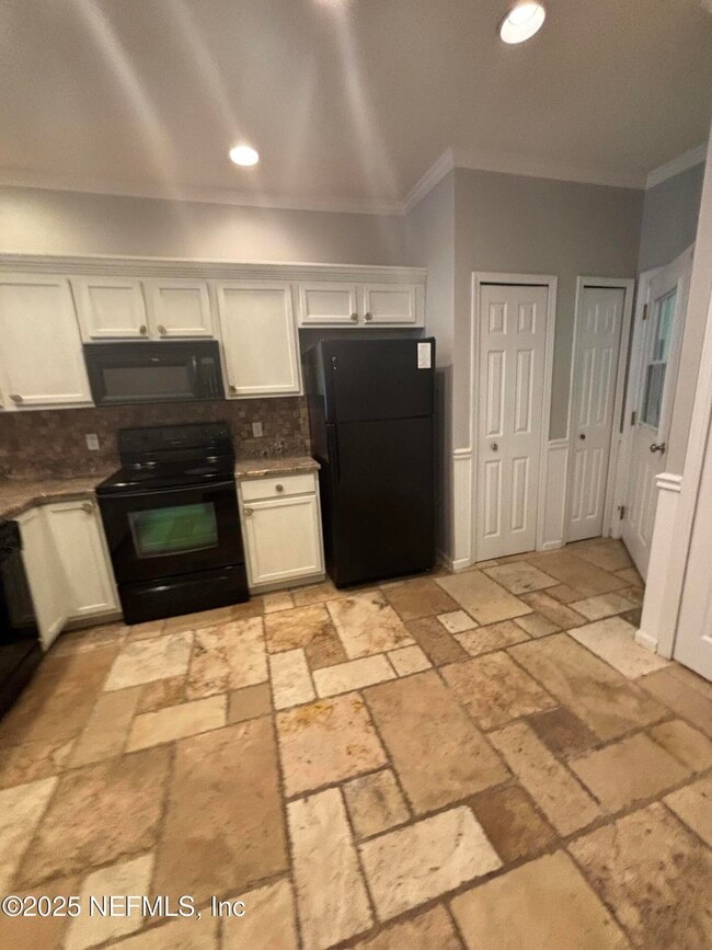 Foto del edificio - 419 Southern Branch Ln